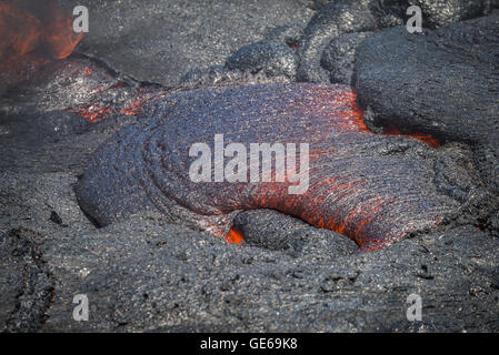 Il flusso di lava nel campo di lava, Parco Nazionale dei Vulcani delle Hawaii Foto Stock