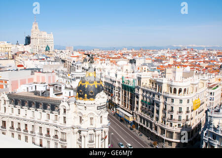 Gran Via dalla terrazza del Circulo de Bellas Artes. Madrid, Spagna. Foto Stock