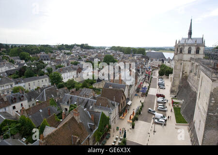 Vista della rue du Chateau a Amboise, Francia, 26 giugno 2008. Foto Stock