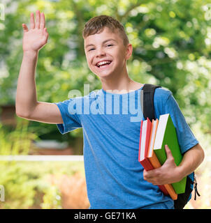 Il ragazzo si torna a scuola Foto Stock