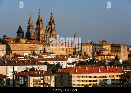 La cattedrale e la città vecchia .Santiago de Compostela.Coruña provincia.La spagna. Camino de Santiago Foto Stock