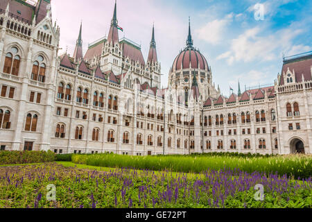 Il Parlamento ungherese edificio in Budapest Ungheria Foto Stock