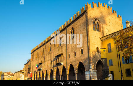 Facciata del Palazzo Ducale di Mantova - Italia Foto Stock