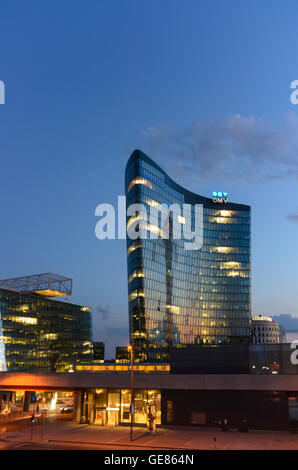 Wien, Vienna: Sede della OMV e metro linea 2, Austria, Wien, 02. Foto Stock