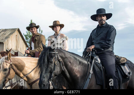 I magnifici sette è una imminente American western film d'azione diretto da Antoine Fuqua, un remake del 1960 western film con lo stesso nome, il quale a sua volta era un remake del 1954 film giapponese di sette Samurai Questa fotografia è per il solo uso editoriale ed è il copyright del film company e/o il fotografo assegnato dal film o società di produzione e può essere riprodotto solo da pubblicazioni in congiunzione con la promozione del film di cui sopra. Un credito per il film company è richiesto. Il fotografo deve anche essere accreditato quando noto. Foto Stock