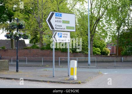 Sandbach cartello stradale Foto Stock