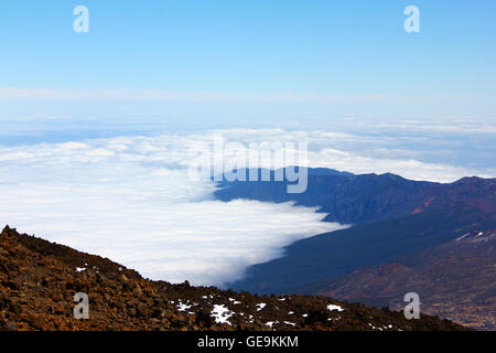 Al di sopra del cielo (vulcano Teide, Tenerife, Isole Canarie) Foto Stock