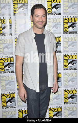 San Diego, Stati Uniti d'America. 23 Luglio, 2016. Tom Ellis a photocall per TV-Serie 'Lucifero' durante il San Diego Comic-Con International 2016 im Hilton Bayfront Hotel. San Diego, 23.07.2016 | Verwendung weltweit/picture alliance © dpa/Alamy Live News Foto Stock