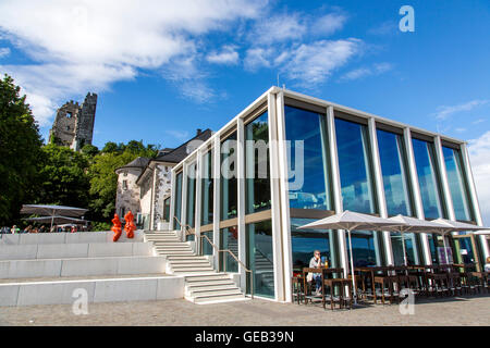 Drachenfels mountain view point, ristorante, pavilion Siebenbirge, sette zona di montagna, la valle del Reno, Germania Foto Stock