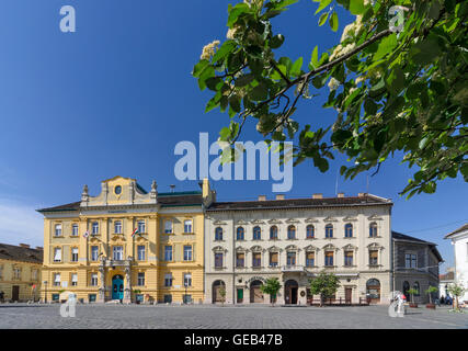 Budapest: Fo ter , la piazza principale di Obuda con il municipio, Ungheria, Budapest, Foto Stock