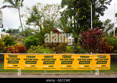 Melbourne, Australia - Luglio 2, 2016: una stazione di polling nella cittadina rurale di Mossman in Queensland, Australia, su electi federale Foto Stock