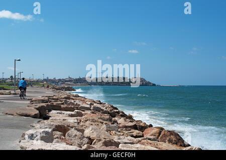 Israele e Medio Oriente: la città vecchia di Jaffa visto da Tayelet, il Tel Aviv Promenade Foto Stock