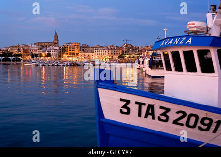 Palamós.port. Costa Brava. La provincia di Girona. La Catalogna. Spagna Foto Stock