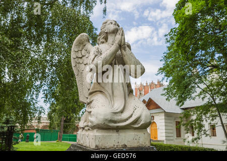 Il monumento a la tomba. Il Convento Novodevichy, Mosca, Russia. Foto Stock