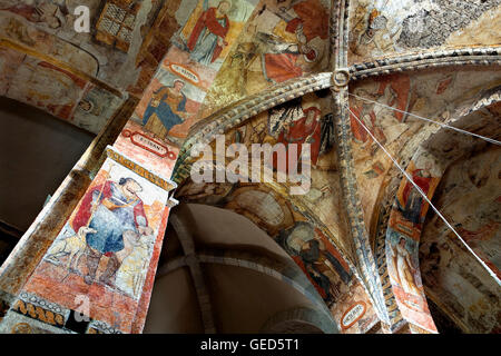 Salardú. Sant Andrèu chiesa. Interno. Dipinti,Valle de Arán,Pirenei, provincia di Lleida, Catalogna, Spagna. Foto Stock