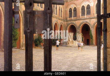 Cortile di Belmonte Castello del XV secolo,Belmonte,Cuenca provincia,Castilla La Mancha,il percorso di Don Chisciotte, Spagna Foto Stock
