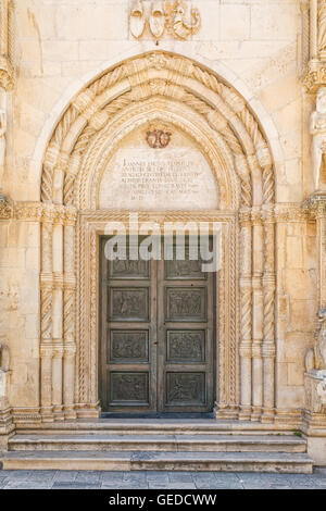 La Cattedrale di Sibenik Lion Gate Foto Stock