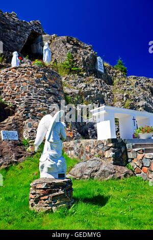 Geografia / viaggi, Canada, Terranova, Flat Rock, la Madonna della Grotta di Lourdes nella città di Flat Rock, Costa Killick Percorso panoramico, Highway 20, Avalon Penisola, Terranova, nuovo Foto Stock