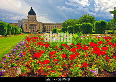 Geografia,corsa,Canada,Saskatchewan,Regina,Queen Elizabeth II Giardini e Legislative Building in città regina,Saskatchewan, Foto Stock