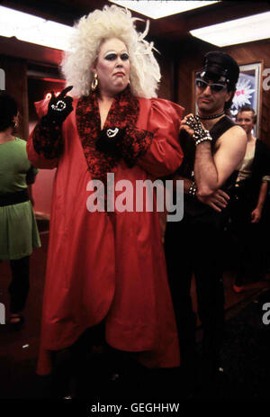 John Candy, Eugene Levy Frank Dooley (John Candy,l) und Norman Kane (Eugene Levy) wechseln gern ihr vestito. *** Caption locale *** 1986, armato e pericoloso, Zwei Unter Volldampf Foto Stock