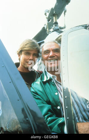 Jan-Michael Vincent e Ernest Borgnine, US Serie TV, 1984-1986, 1980er, degli anni ottanta, Airwolf, Fernsehen, televisione, US Serie, serie Airwolf Foto Stock