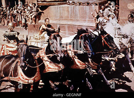 Stephen Boyd, Charlton Heston Zurueck in Gerusalemme tritt Ben Hur (Charlton Heston,r) gegen Marsala (Stephen Boyd,l) beim Wagenrennen un. *** Caption locale *** 1959, 1950er, anni cinquanta, Ben Hur, pellicola, Historienfilm, Pferd, Pferde, Wagenrennen, gara delle bighe, hor Foto Stock