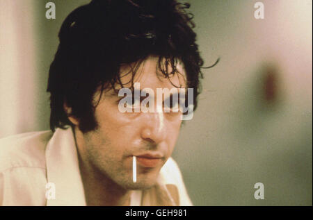 Al Pacino Der bisexuelle Sonny (Al Pacino) ueberfaellt eine Bank, um seinem Geliebten eine Geschlechtsumwandlung zu ermoeglichen. *** Caption locale *** 1975, 1970er, settanta, Cane giorno pomeriggio, Film, ritratto, Hundstage Foto Stock