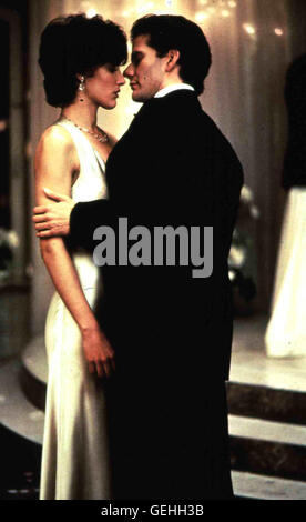 Jennifer Beals, Campbell Scott Emily (Jennifer Beals) ist mit Gabriel (Campbell Scott) verlobt. *** Caption locale *** 1995, lasciarlo essere me, Flirty Dancing Foto Stock