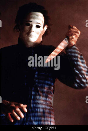 George P. Wilbur Nach zehn Jahren im Koma zieht Michael Myers (George P. Wilbur) sein beruehmtes Kostuem wieder un und begeht weitere morde. *** Caption locale *** 1988, Halloween IV - Il ritorno di Michael Mye, Halloween 4 - Il ritorno di Michael Myers Foto Stock
