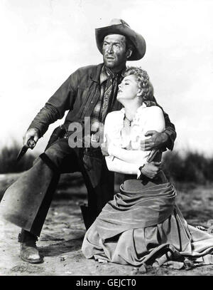 James Stewart, Shelley Winters Lin Adams (James Stewart) hilft der Tingeltangel-Saengerin Lola (Shelley Winters), die vom Moerder ihres Freundes entfuehrt wurde. *** Caption locale *** 1967, , Winchester 73 Foto Stock