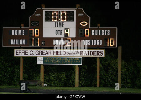 West Palm Beach, Florida, Stati Uniti d'America. 26 Luglio, 2016. Web 091506 HS football -- il personale foto di J. Gwendolynne Berry/Palm Beach post --- con storia di TBA -- 0027276A -- Belle Glade -- radure Central gioca contro il Suncoast il 15 settembre 2006. Suncoast perso 70-0. 9/15/06 -- non per la distribuzione al di fuori di COX PAPER. Fuori PALM BEACH, BROWARD, Martin, ST. LUCIE, Indian River OKEECHOBEE e contee della Florida. Fuori di Orlando. TV Out, Out riviste tabloid Out, Out a livello mondiale, FUORI USO DI INTERNET. Nessuna vendita. © J. Gwendolynne Berry/Palm Beach post/ZUMA filo/Alamy Live News Foto Stock