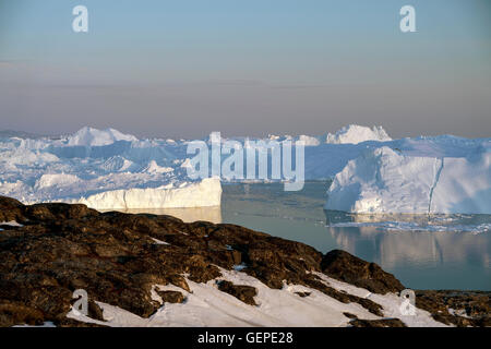 I ghiacciai sono sull'Oceano Artico a Ilulissat icebergs in Groenlandia Foto Stock