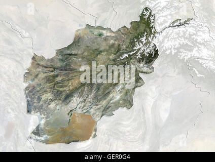 Vista satellitare dell'Afghanistan (con confini tra paesi e maschera). Questa immagine è stata elaborata sulla base dei dati acquisiti dal satellite Landsat 8 satellite in 2014. Foto Stock