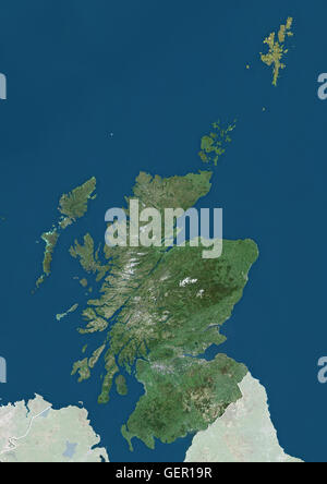 Vista satellitare della Scozia e le isole del Nord, Regno Unito (con confini tra paesi e maschera). L'immagine mostra la Scozia continentale, comprese le isole del nord e delle Isole Ebridi. Questa immagine è stata elaborata sulla base dei dati acquisiti dai satelliti Landsat. Foto Stock
