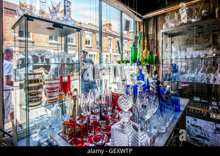 Interno di un negozio boutique in Columbia Road a Londra. Foto Stock