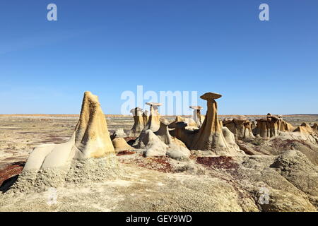 Geografia / viaggi, USA, New Mexico, Hoodoos in Ah-shi-sle-pah deserto, San Juan bacino, Foto Stock