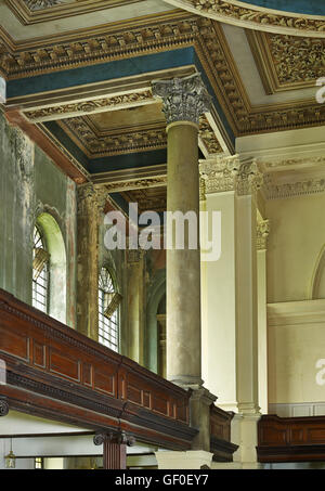 St Anne's Limehouse navata dettaglio; da Nicholas Hawksmoor 1714-27. Foto Stock