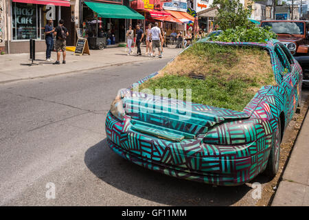 Kensington Garden auto nel quartiere di Kensington a Toronto in Canada Foto Stock