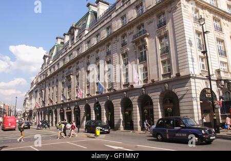 Il Ritz Hotel Piccadilly Londra Foto Stock