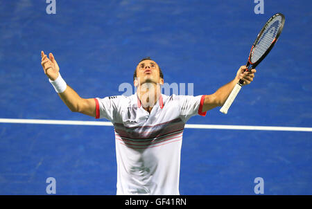 Toronto, Canada. 28 Luglio, 2016. Radek STEPANEK: risultati nei della Repubblica ceca reagisce durante il terzo round di uomini singoli match contro Novak Djokovic della Serbia al 2016 Rogers Cup di Toronto, Canada, 28 luglio 2016. Radek STEPANEK: risultati nei perso 0-2. Credito: Zou Zheng/Xinhua/Alamy Live News Foto Stock