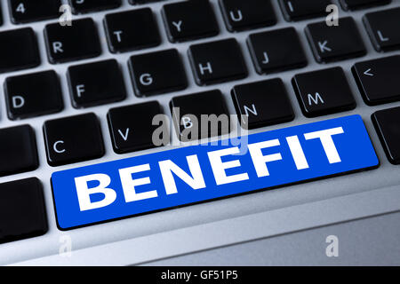 Beneficiare di un messaggio sulla tastiera Foto Stock