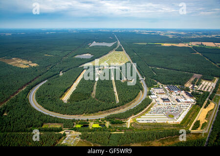 Vista aerea, Volkswagen AG test in pista Ehra-Lessien, pista di prova in Ehra parte della fabbrica della Volkswagen a Wolfsburg, racetrack, Foto Stock