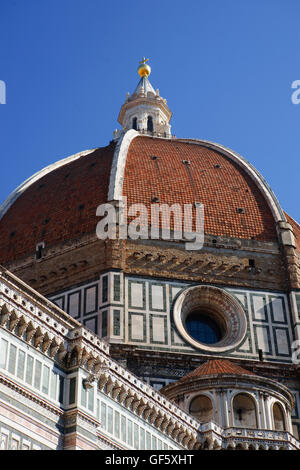 La cupola del Duomo di Firenze, Italia: ancora la più grande cupola in muratura nel mondo Foto Stock