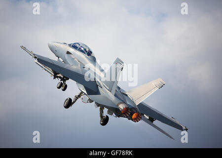 Boeing F/A-18 E/F Super Hornet a Farnborough International Air Show 2016 Foto Stock