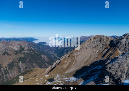 Bellissima vista sul rifugio Rappensee e Allgau vicino a Oberstdorf, Oberallgau, Germania Foto Stock