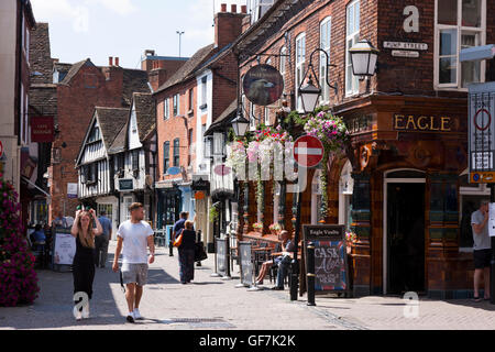 Scena/vista nel centro storico di Worcester; incrocio/angolo di Friar St. E Pump Street (senza cartello di ingresso). Worcestershire. REGNO UNITO. (82) Foto Stock