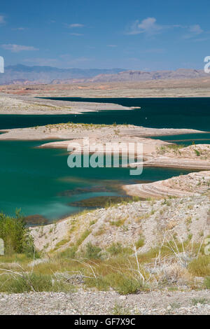 Las Vegas, Nevada - Il livello di acqua nel Lago Mead è scesa a 150 piedi sotto la piena ed è ora al 37% della loro capacità a causa della siccità. Foto Stock