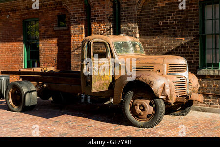Toronto, Canada - Giugno 2016. Vecchio camion al Distillery District Foto Stock