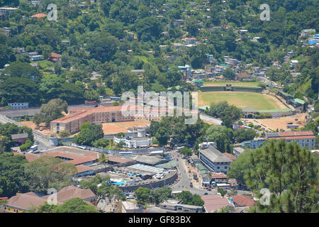 Vista panoramica della città di Kandy, Sri Lanka Foto Stock