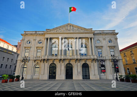 Lisbona, Portogallo - 21 dicembre: municipio edificio sulla piazza del Municipio di Lisbona il 21 dicembre 2013. Lisbona è un pro capite Foto Stock